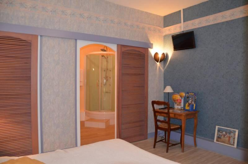 Le Lion D'Or Hotel Selles-sur-Cher Szoba fotó
